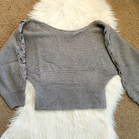 Sexy Knitted Lace Up Sweater Off Shoulder Style - Picture 6 of 8